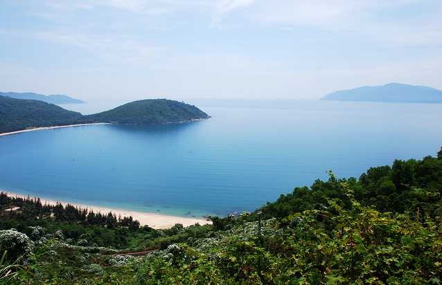 10 vịnh biển đẹp nao l&ograve;ng kh&oacute; cưỡng lại